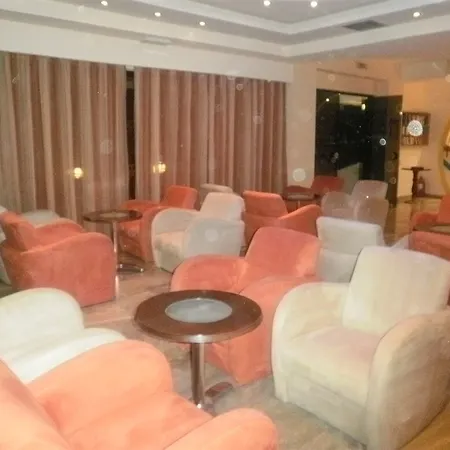 Cleopatra Classic ホテル 3*